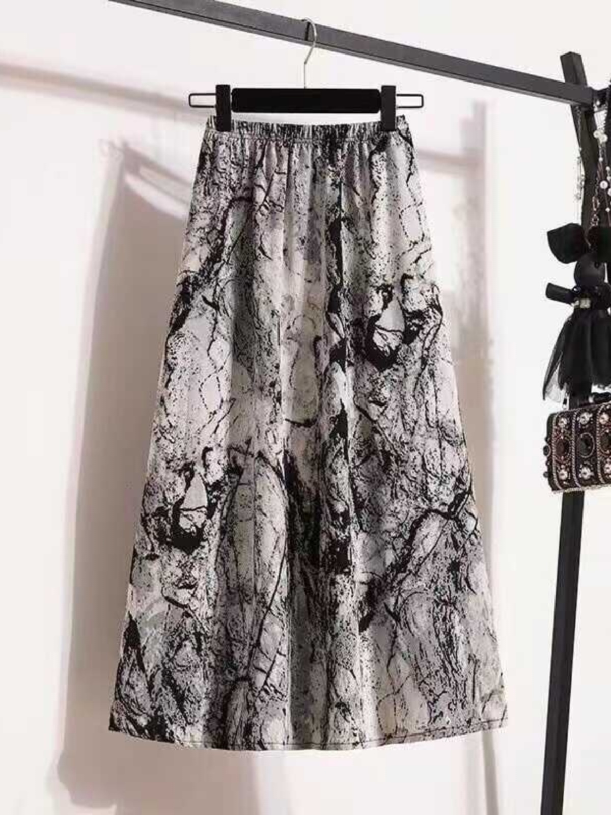 Saia Midi Feminina Plus Size N - A-Line Skirt Midi avaliação e preço